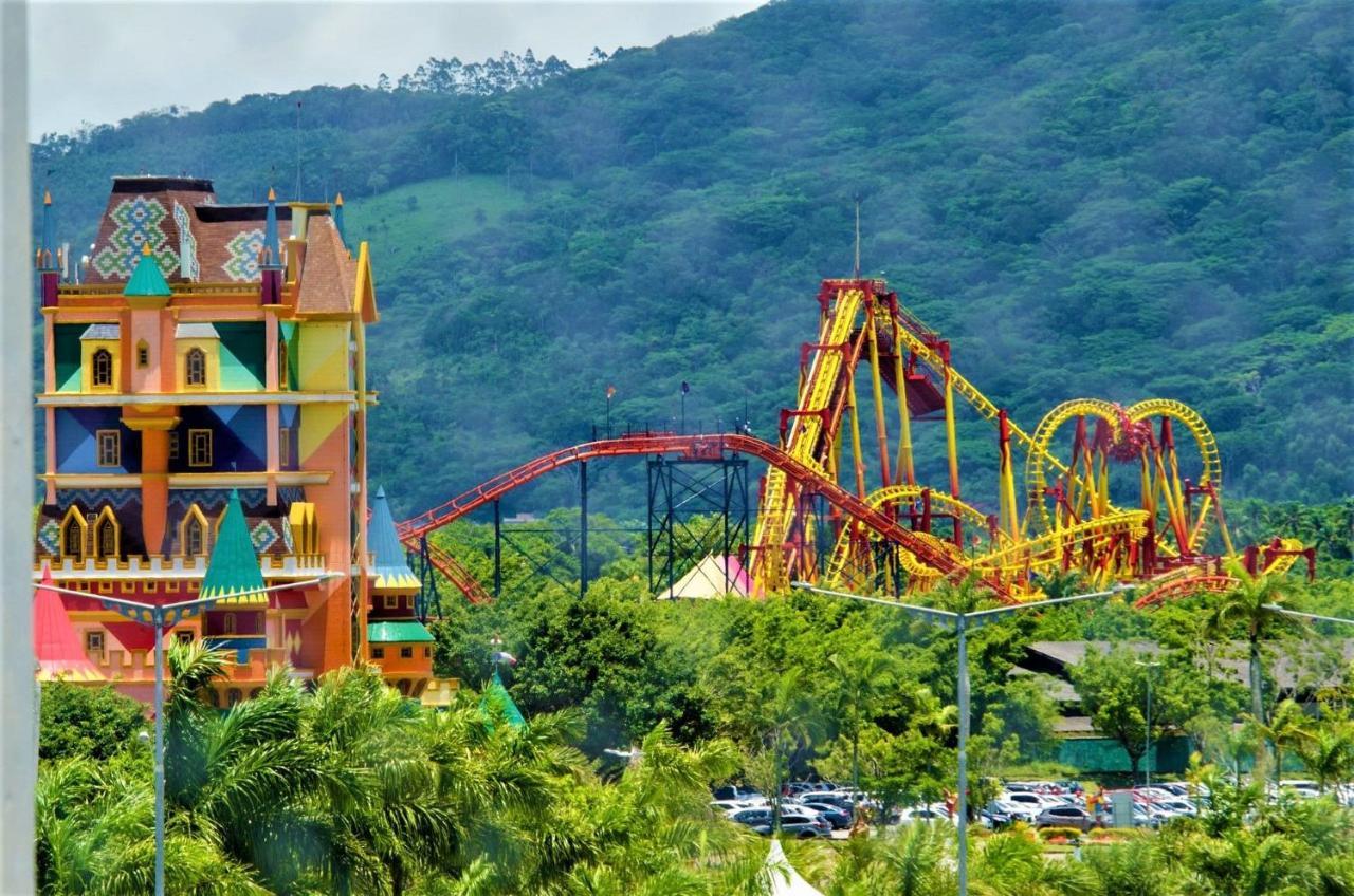 Apto Nantes Com Vista Pro Beto Carrero World Penha  Esterno foto
